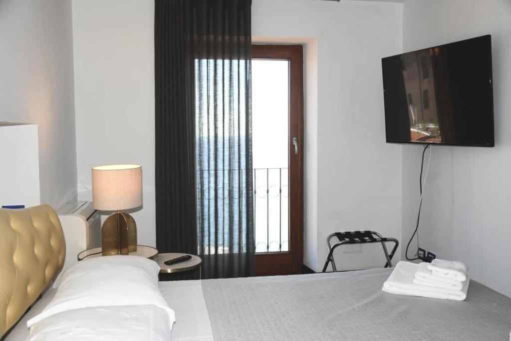 גאטה Le Suite Guarinelli B&B מראה חיצוני תמונה